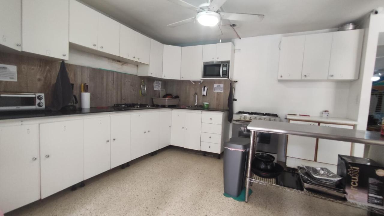 Hostal Yoha Панама Сити Екстериор снимка