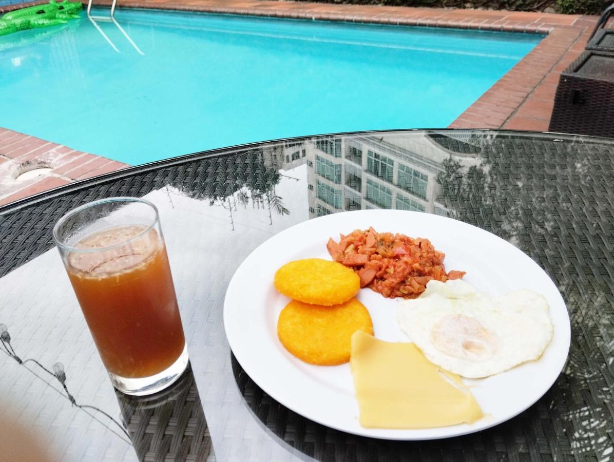 Hostal Yoha Панама Сити Екстериор снимка