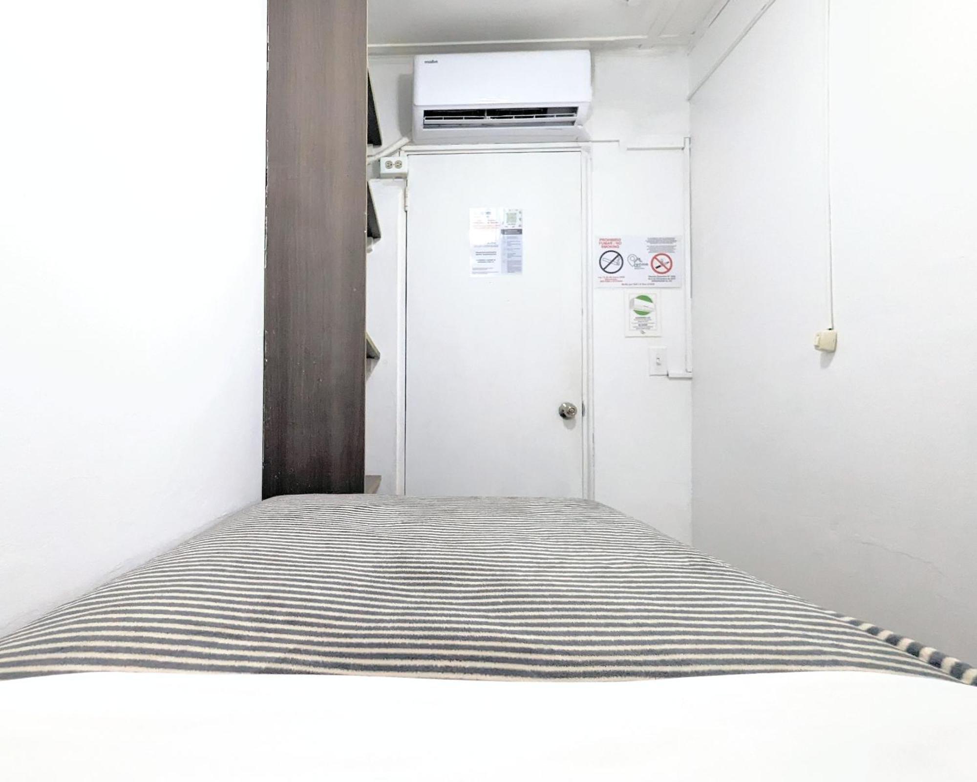 Hostal Yoha Панама Сити Екстериор снимка