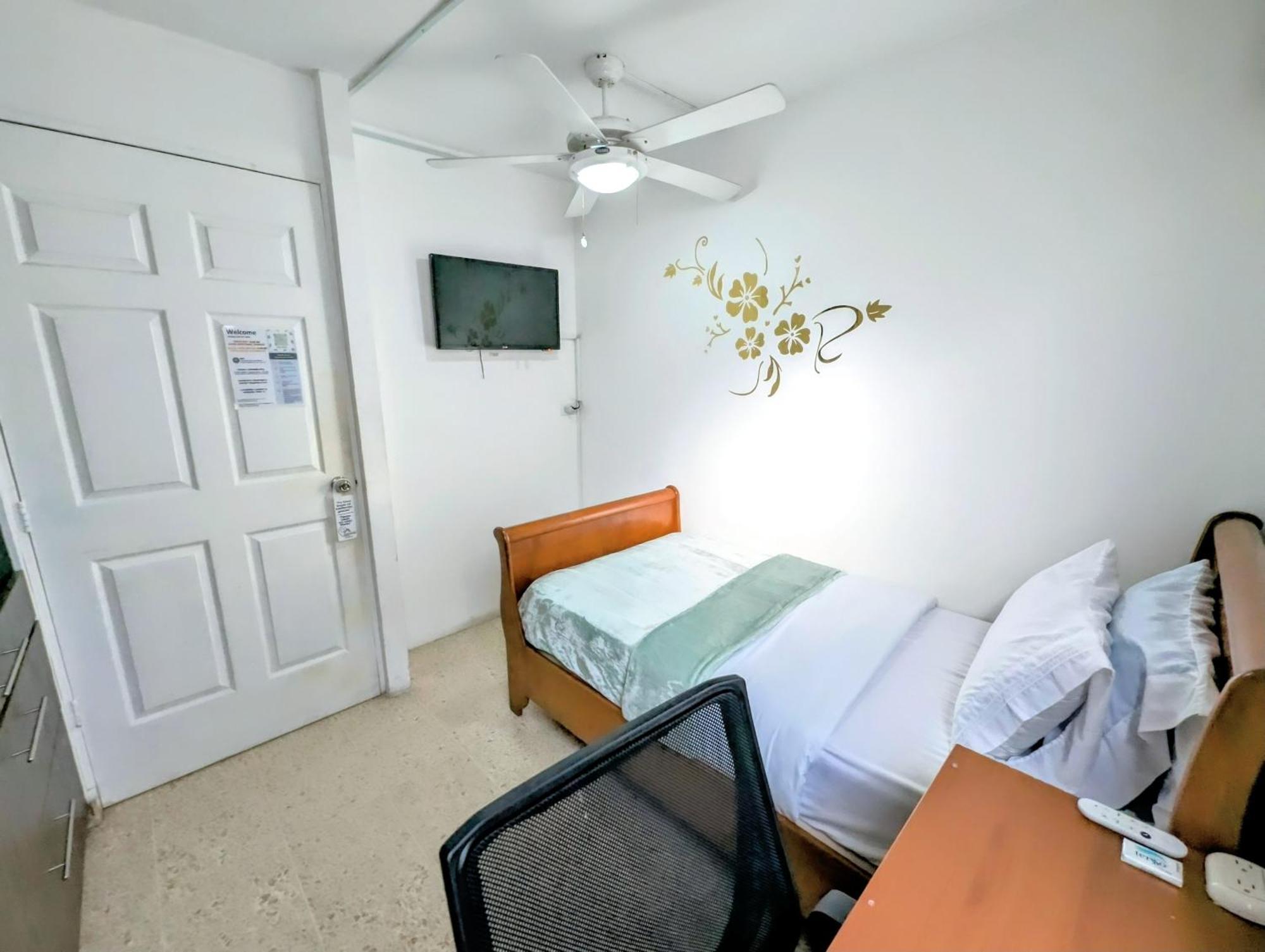 Hostal Yoha Панама Сити Екстериор снимка