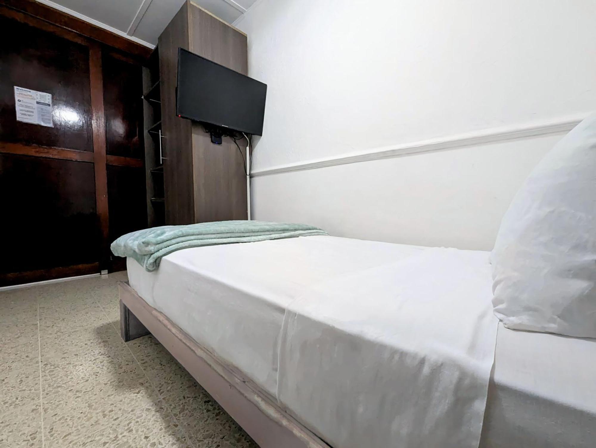 Hostal Yoha Панама Сити Екстериор снимка
