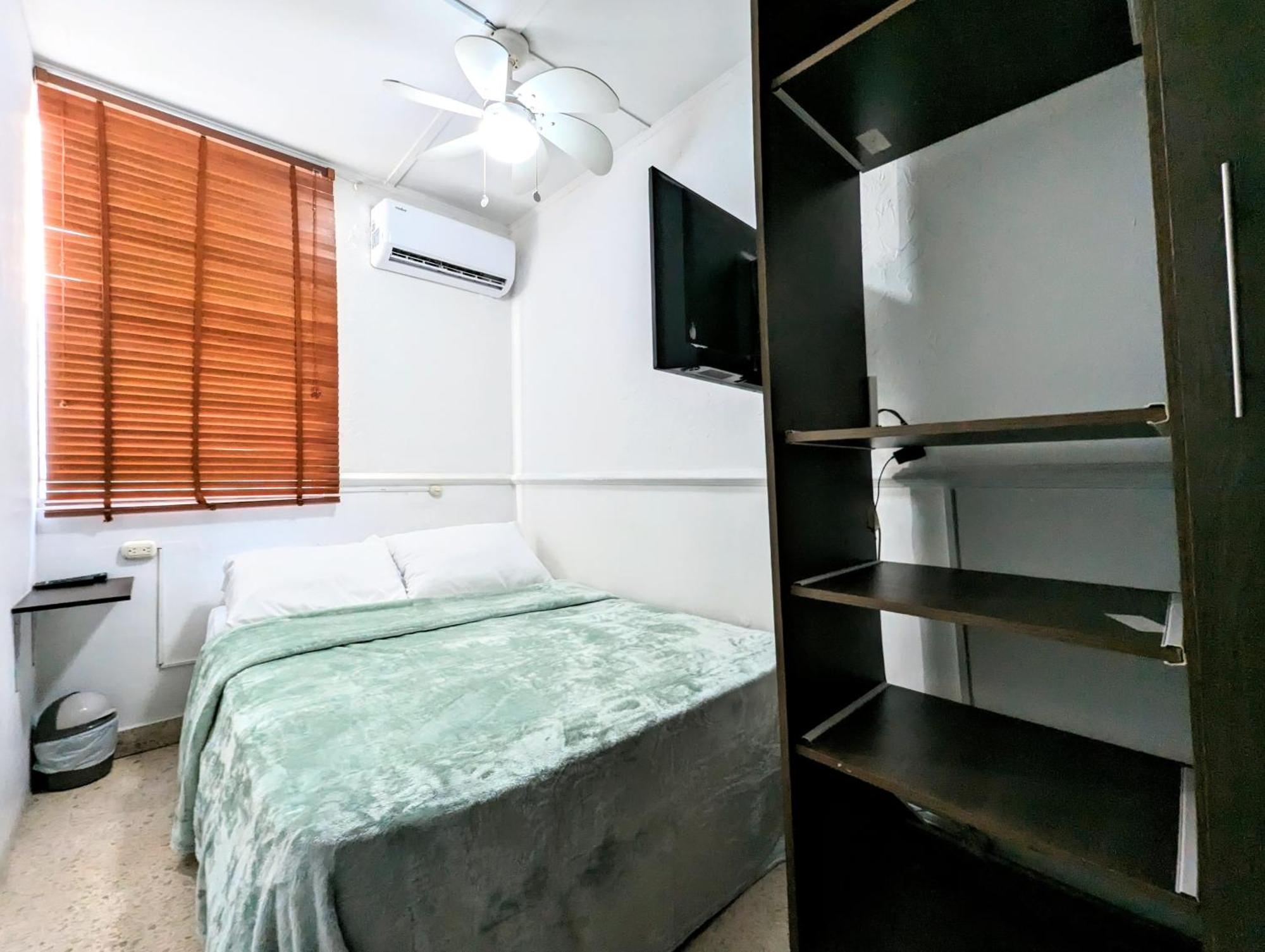 Hostal Yoha Панама Сити Екстериор снимка