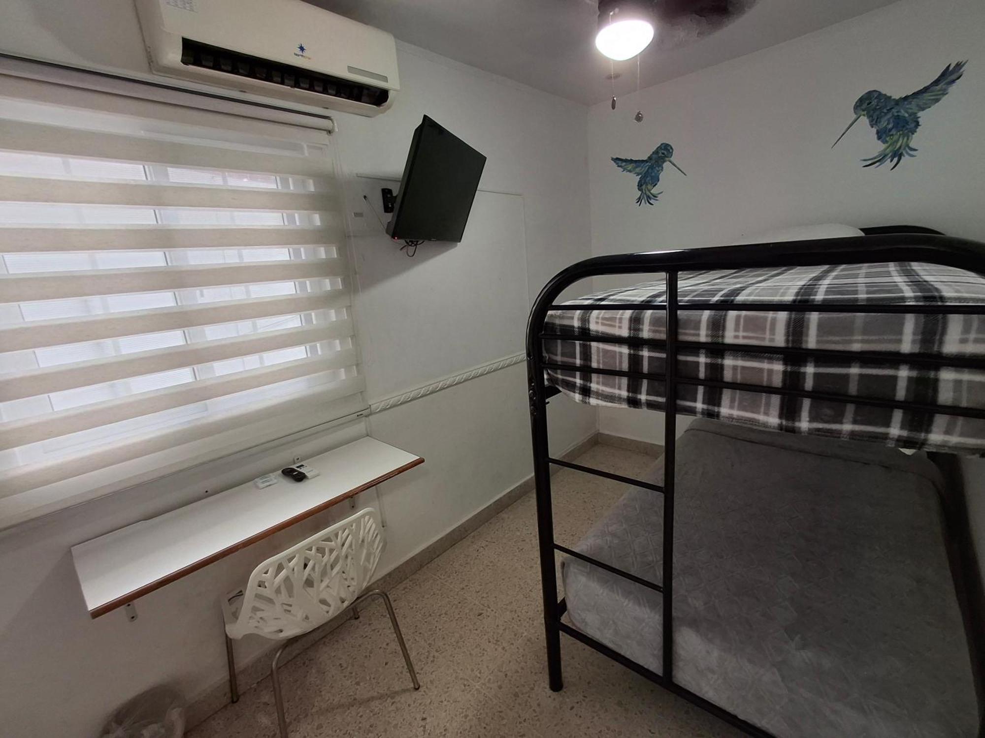 Hostal Yoha Панама Сити Екстериор снимка